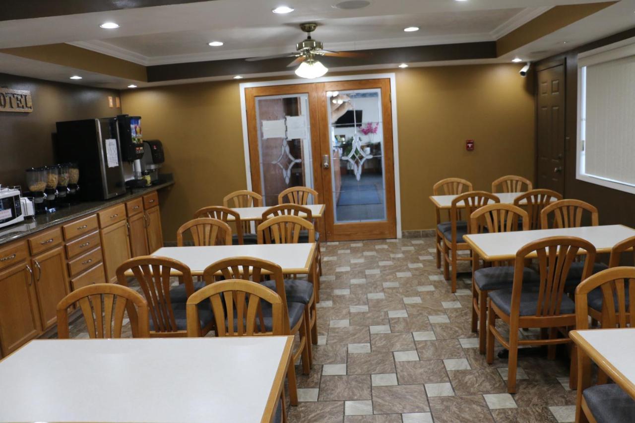 Amber Inn Le Mars Ngoại thất bức ảnh
